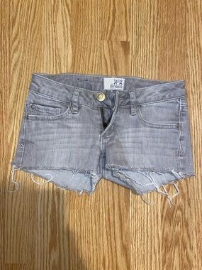 Women's Garage Light Gray low rise Denim Shorts
